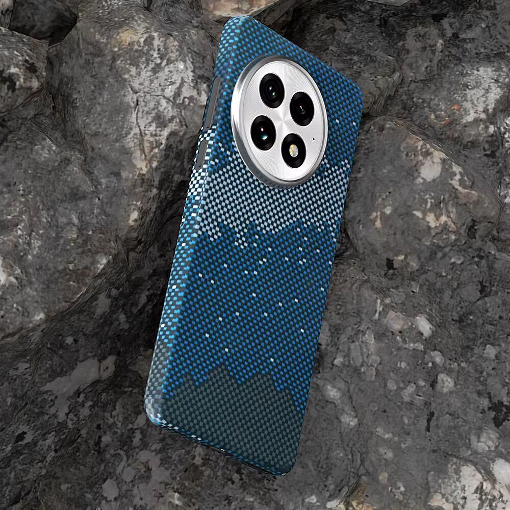 OnePlus - Carbon Skin Shell Case