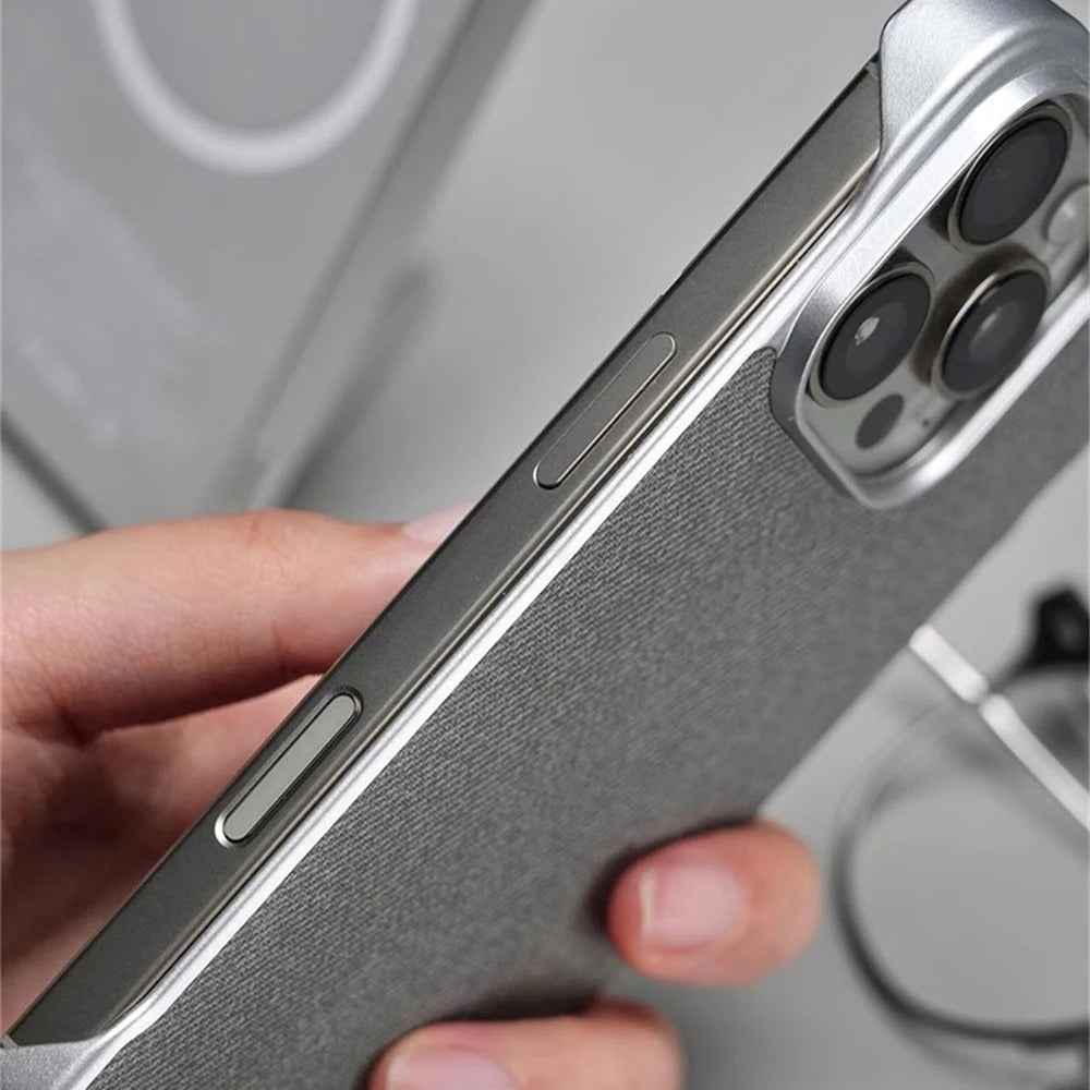 Borderless Elegance Case