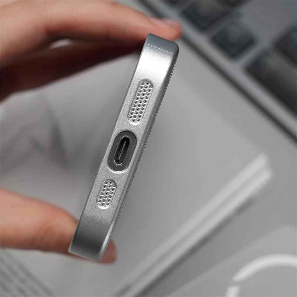 Borderless Elegance Case